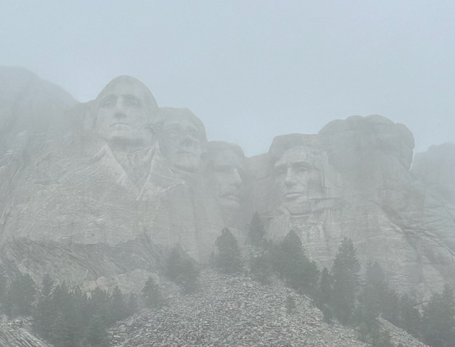 Days 6-7: Foggy Mount Rushmore